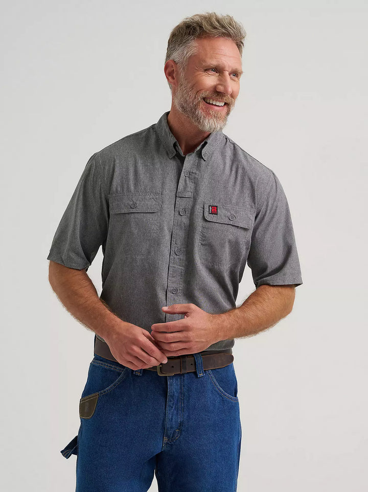 Wrangler Men's  RIGGS Workwear® Short Sleeve Lightweight Vented Work Shirt