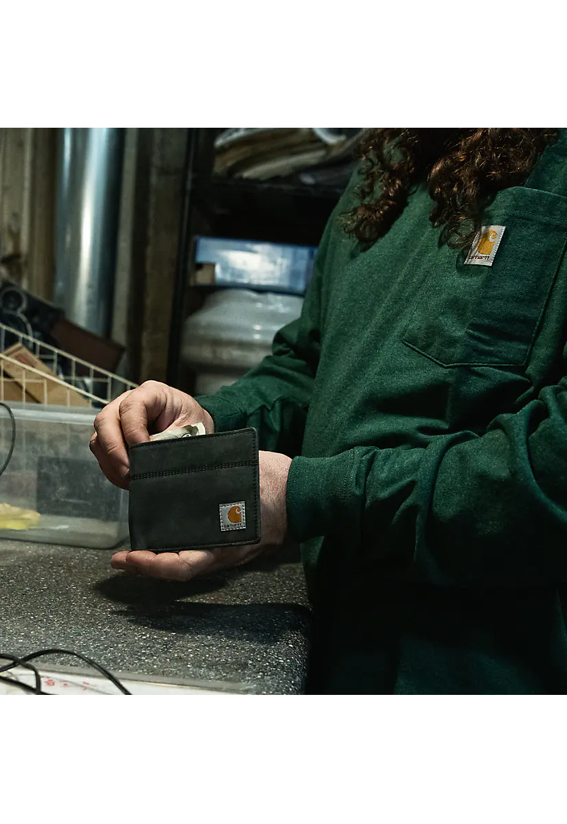 Carhartt Saddle Leather Bifold Wallet