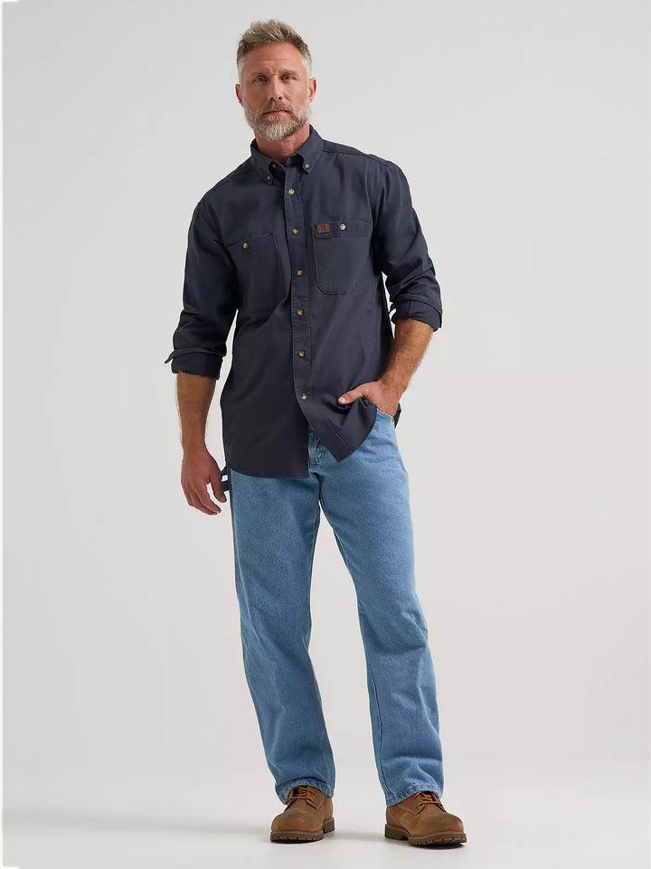 Wrangler Men's  RIGGS Workwear Long Sleeve Button Down Solid Twill Work Shirt