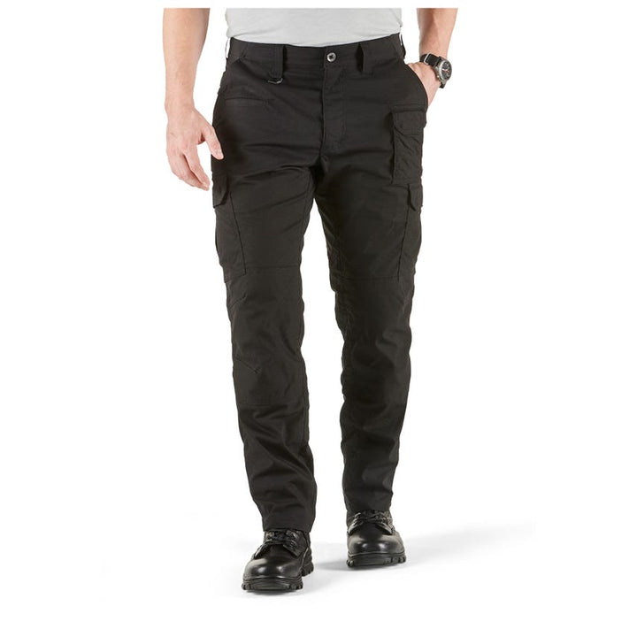 511-mens-straight-fit-abr-pro-cargo-pant-front-black-workwear-wearhouse-work-boots-apparel-safety-gear
