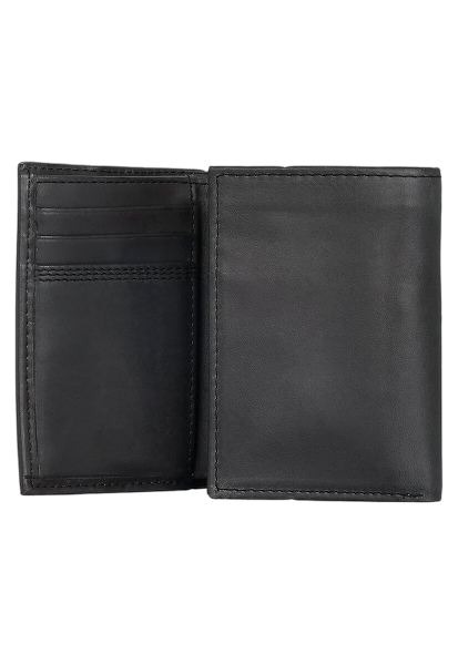 carhartt-leather-triple-stitched-trifold-wallet-right-workwear-wearhouse-work-boots-apparel-safety-gear
